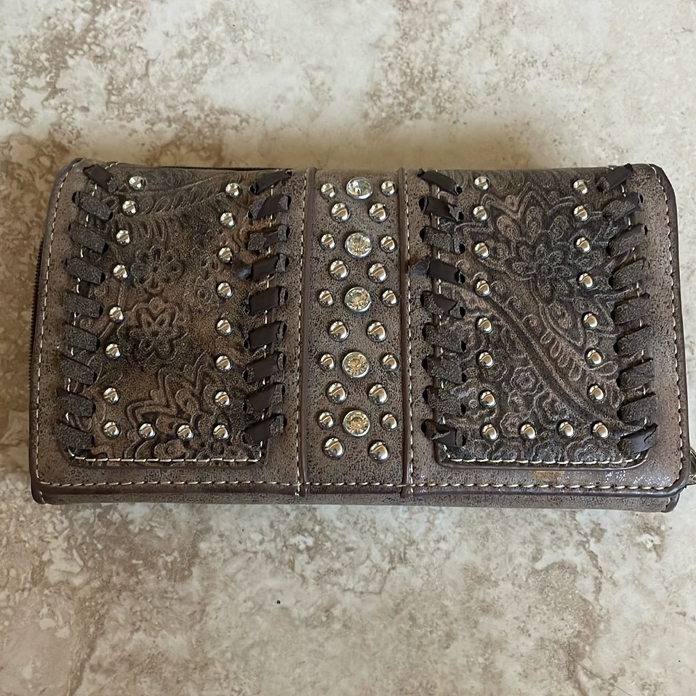 Montana West wallet